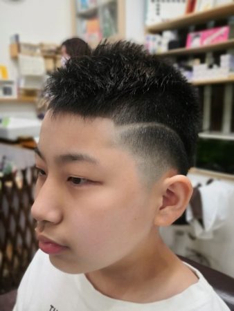 鶴見 フェード キッズカット ライン